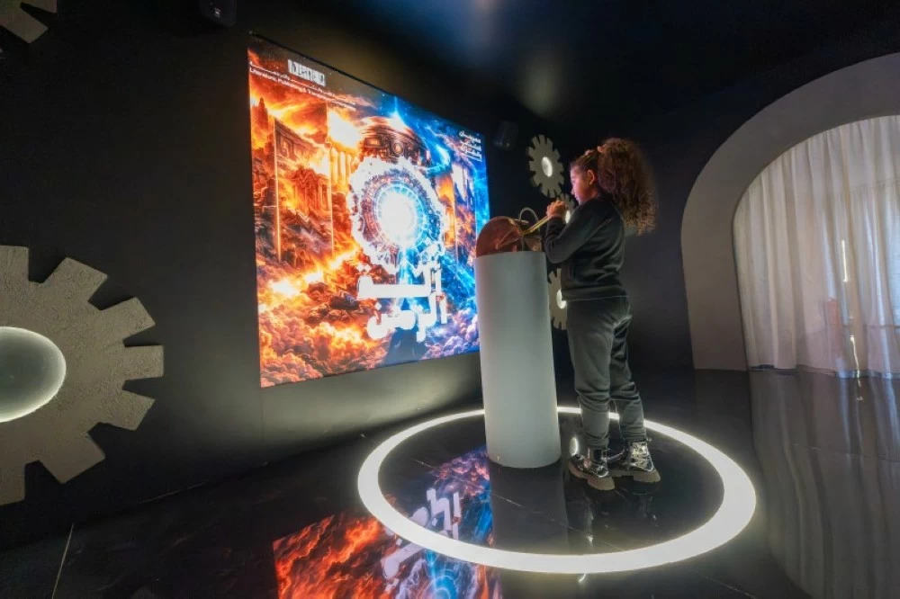 «آلة الزمن» تنقل زوار مهرجان الكتّاب والقرّاء بين العصور – أخبار السعودية