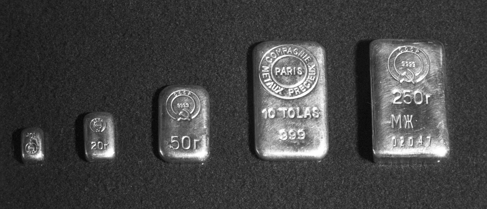 سعر الفضة يتجاوز 91 دولارا للأونصة للمرة الأولى في التاريخ