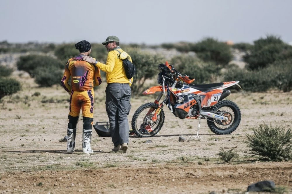 وسط صحراء السعودية.. 76 مختصّاً طبيّاً يعملون في رالي داكار – أخبار السعودية