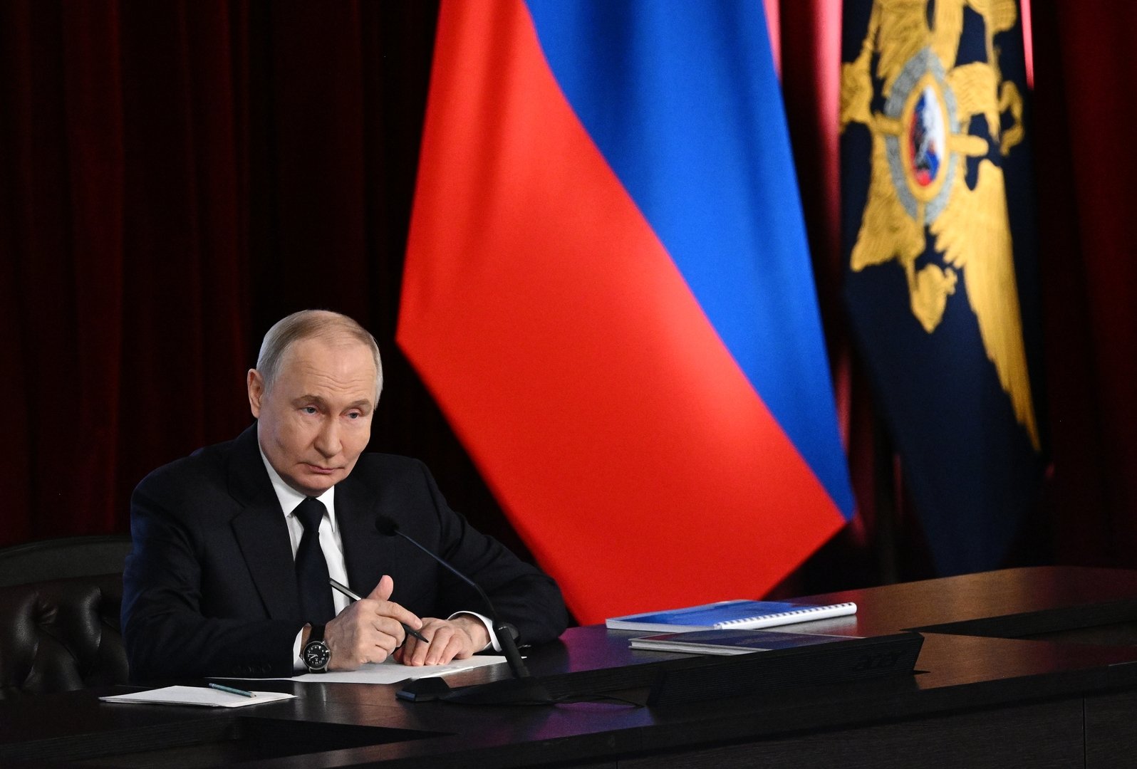 بوتين يشدد على أهمية كشف الجرائم الاقتصادية في قطاع الصناعات الدفاعية