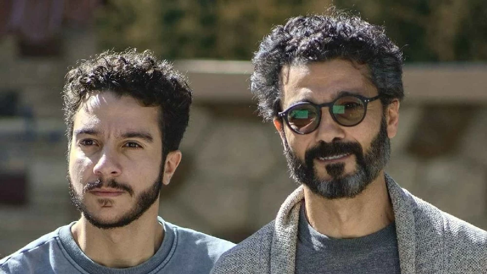 خالد النبوي يخطف الأنظار بدعم ابنه نور في ليلة «ولا كان عالبال» – أخبار السعودية
